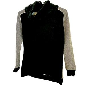 High End Townsen Women’s S Warm Neck Textured Rear Black Sweatshirt